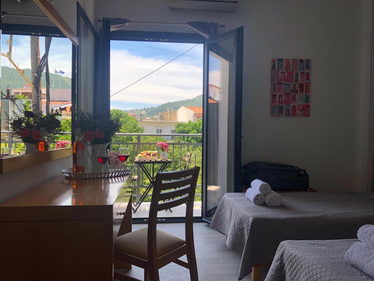 Central Guest House Skiathos Exterior photo