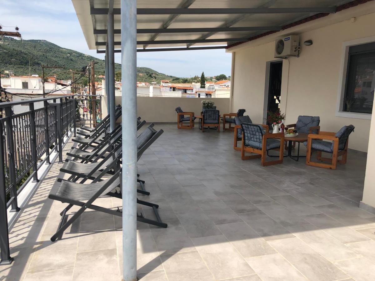 Central Guest House Skiathos Exterior photo